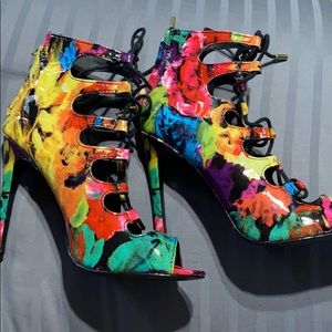 Steve Madden Multi Color Heels
